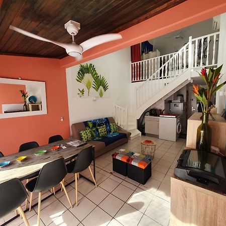 Appartement Ker-Eol Residence Canouan Sainte-Anne Avec Piscine Екстериор снимка