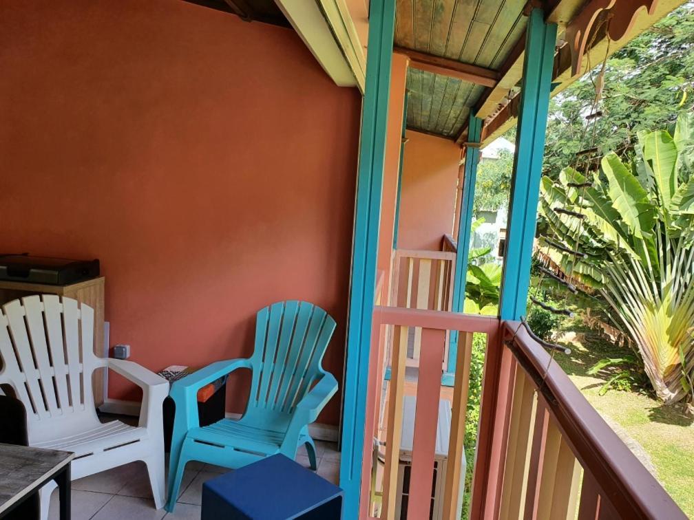 Appartement Ker-Eol Residence Canouan Sainte-Anne Avec Piscine Екстериор снимка